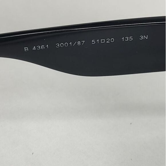 BURBERRY Sophia Sunglasses Black Cat Eye B4361 ASO Madonna - Picture 12 of 14